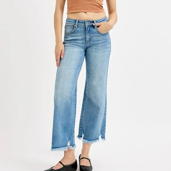 nwt RISEN Full Size Mid Rise Crop Wide Leg Jeans Plus Size - Picture 1 of 6